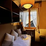 Cortina Skyview Apartamento *