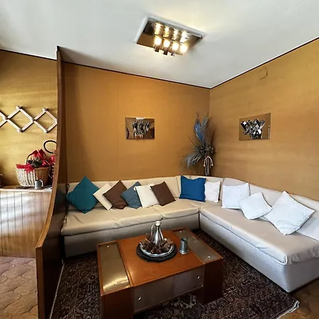 شقة Cortina Skyview Zuel